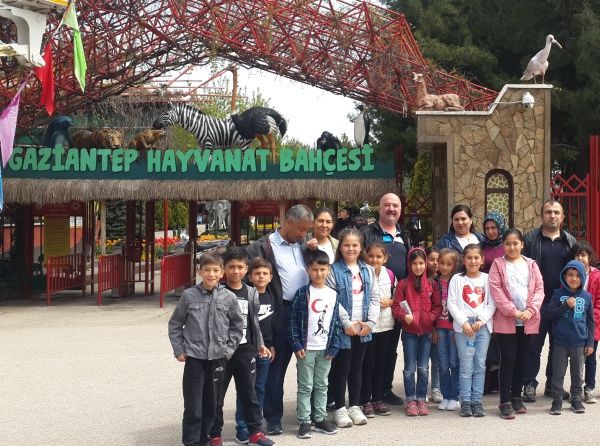 Okulumuz öğrencileri ile Gaziantep ilinde Hayvanat Bahçesini gezdik.
